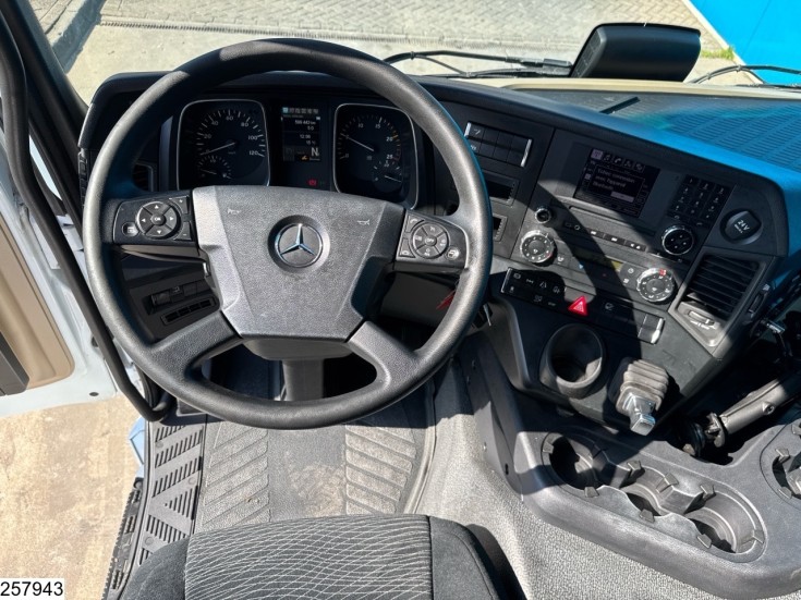 Mercedes Actros 1843