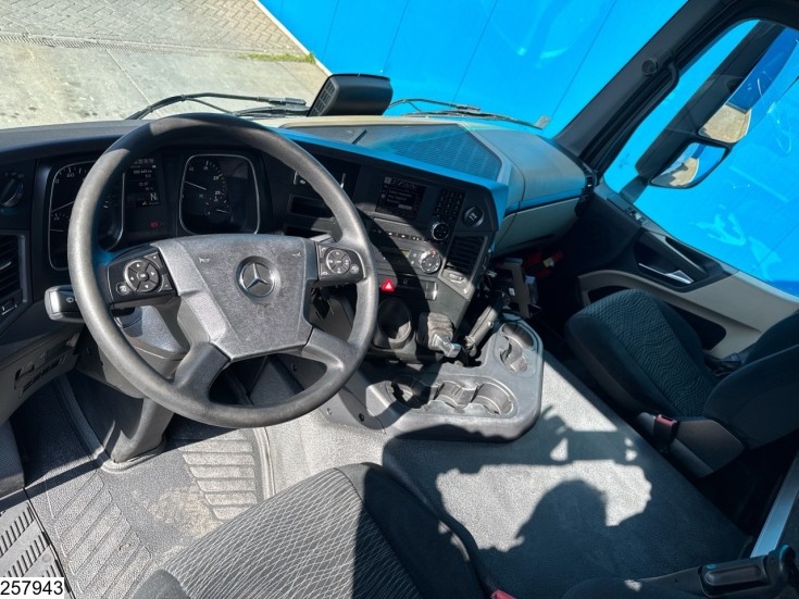 Mercedes Actros 1843