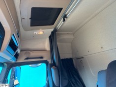 Mercedes Actros 1843