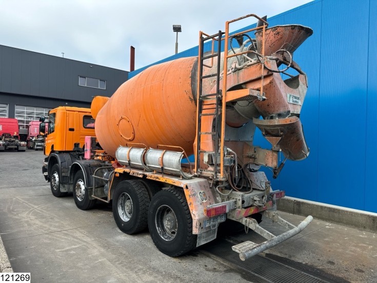 Scania P 380