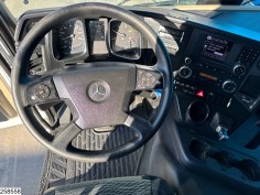 Mercedes Actros 1843