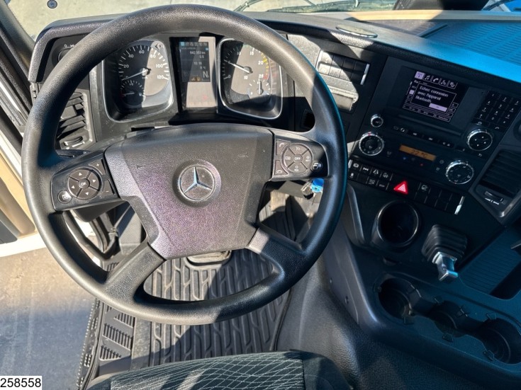 Mercedes Actros 1843