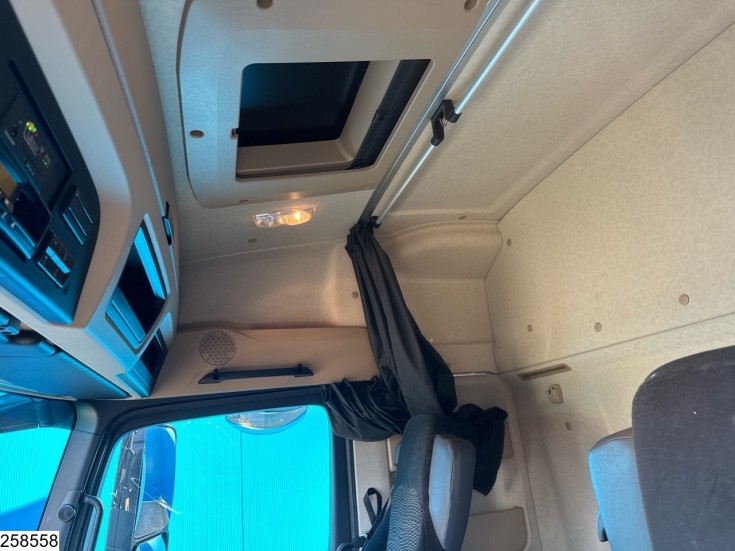 Mercedes Actros 1843