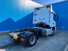 Mercedes Actros 1843