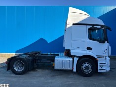 Mercedes Actros 1843