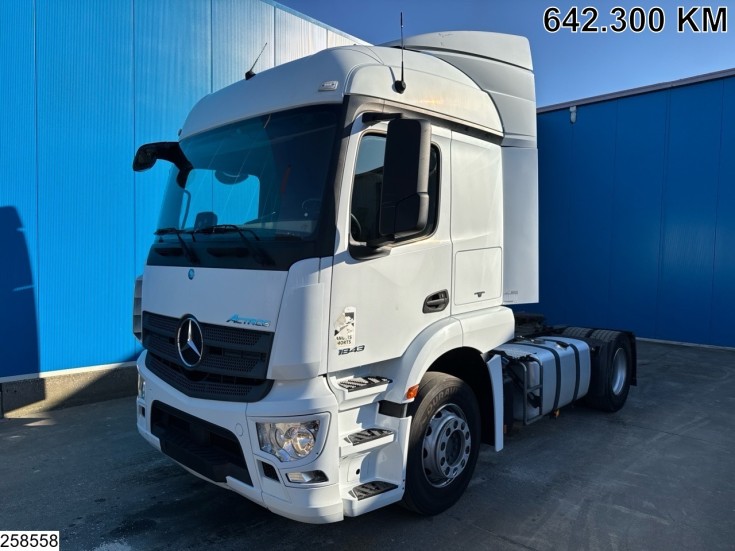 Mercedes Actros 1843