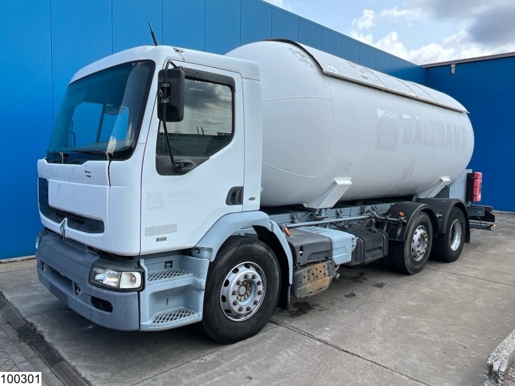 Renault Premium 300