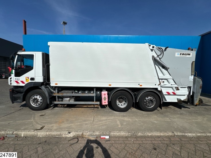 Iveco Stralis 330