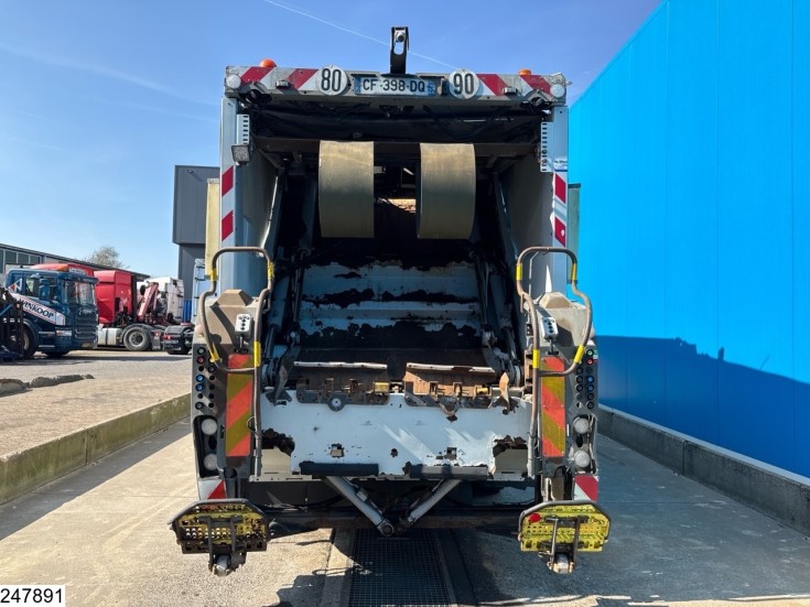 Iveco Stralis 330