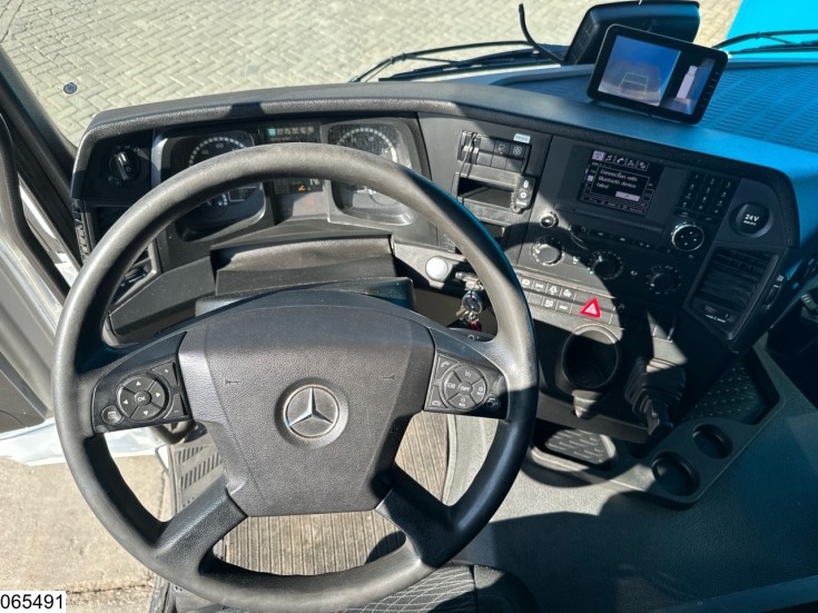 Mercedes Antos 1833