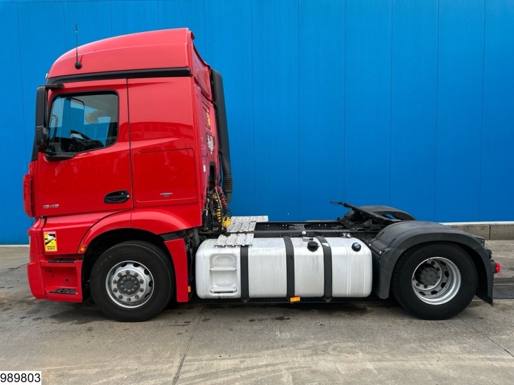 Mercedes Actros 1845