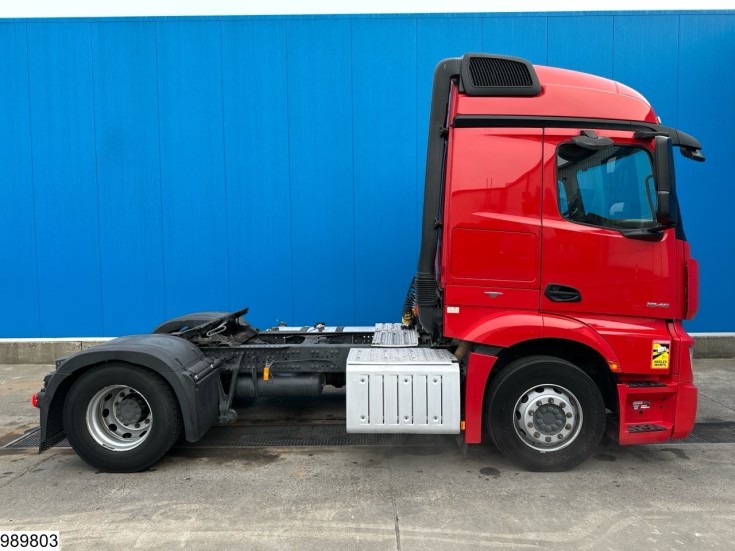 Mercedes Actros 1845