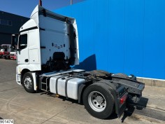 Mercedes Actros 1843