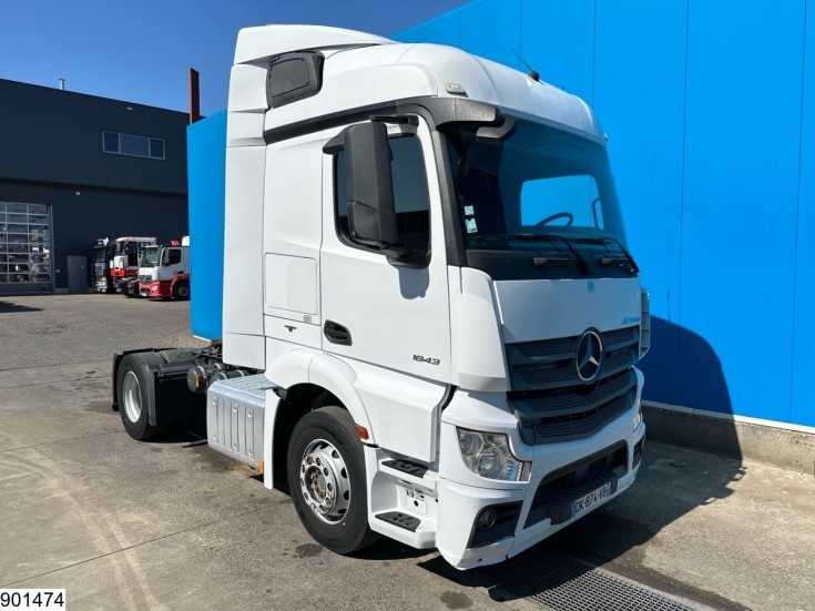 Mercedes Actros 1843
