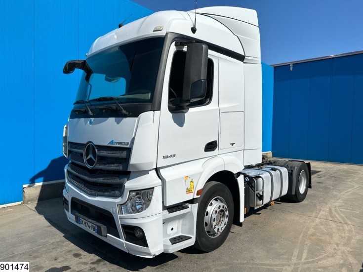 Mercedes Actros 1843