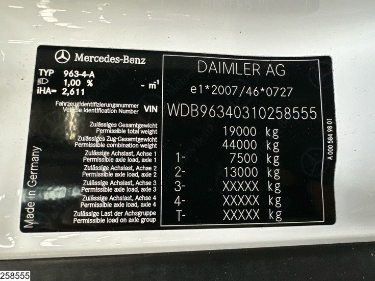 Mercedes Actros 1843