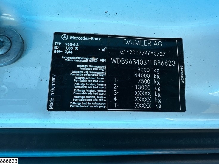 Mercedes Actros 1843