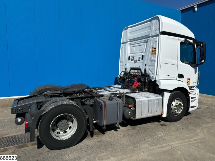 Mercedes Actros 1843