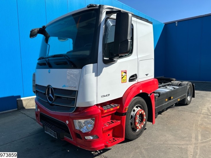Mercedes Actros 1843