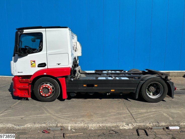 Mercedes Actros 1843