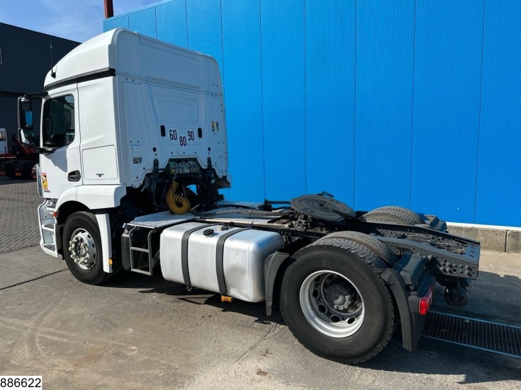 Mercedes Actros 1843