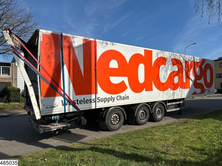 Tracon gesloten bak