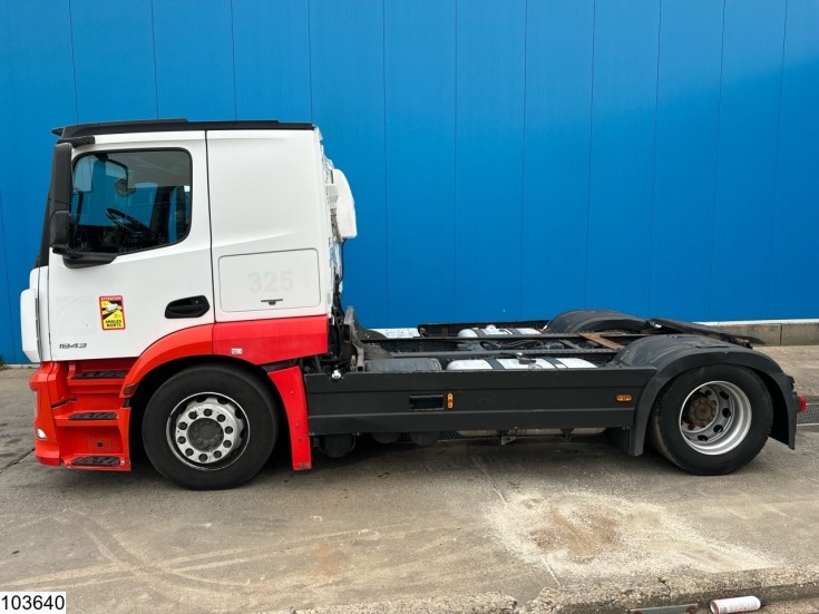 Mercedes Actros 1843