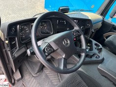 Mercedes Actros 1843