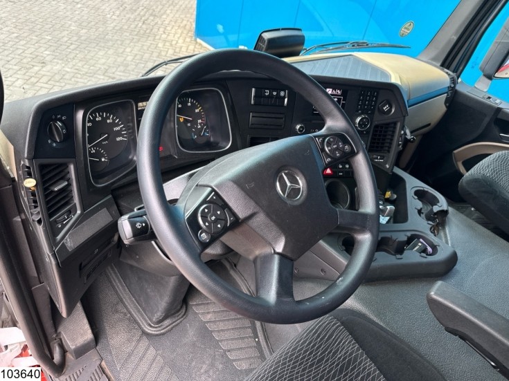 Mercedes Actros 1843