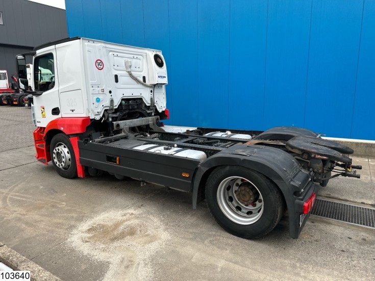 Mercedes Actros 1843