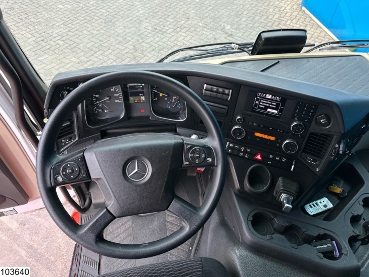 Mercedes Actros 1843