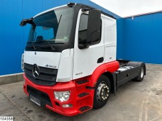 Mercedes Actros 1843