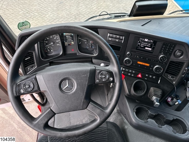 Mercedes Actros 1843