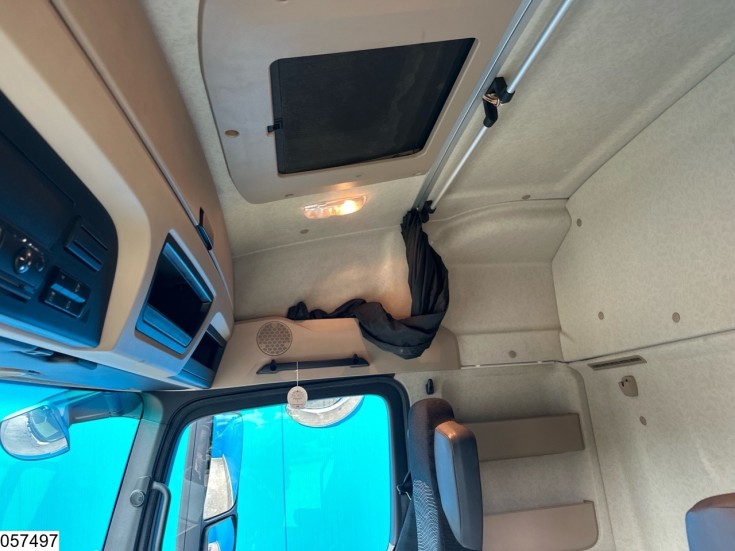 Mercedes Actros 1843