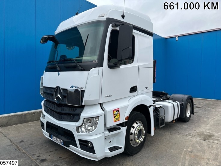Mercedes Actros 1843