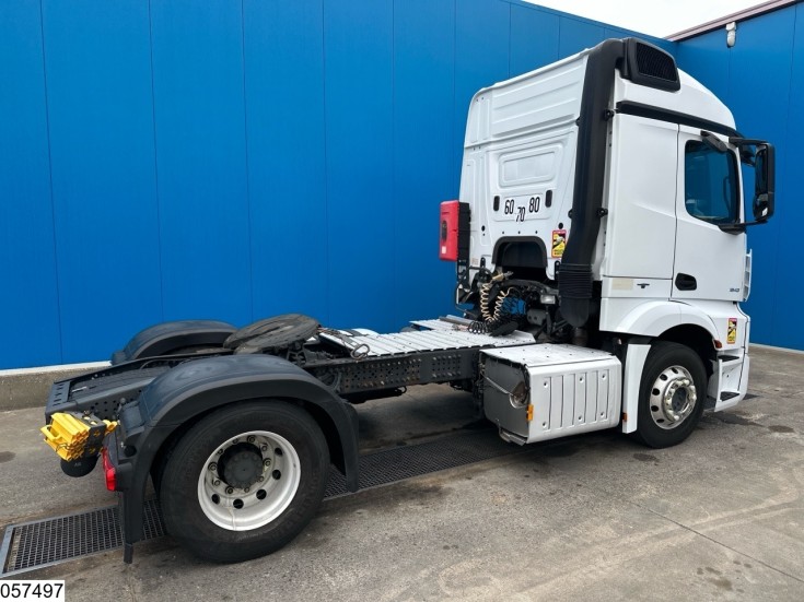 Mercedes Actros 1843
