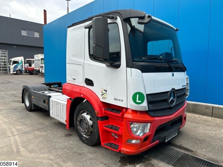 Mercedes Actros 1843