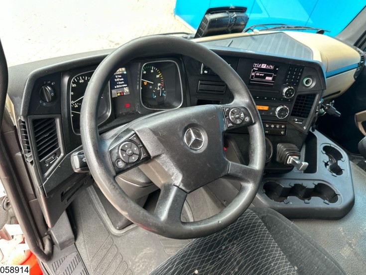 Mercedes Actros 1843