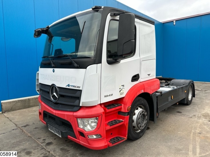 Mercedes Actros 1843