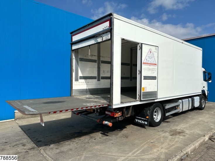 Volvo FM 330