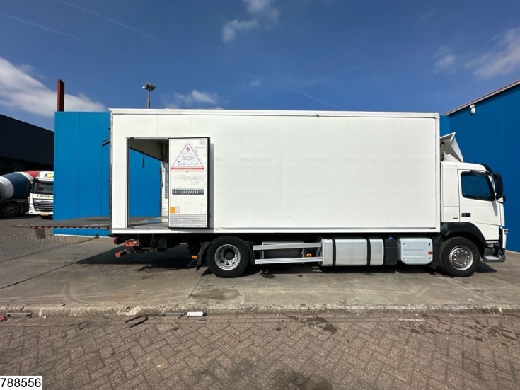 Volvo FM 330