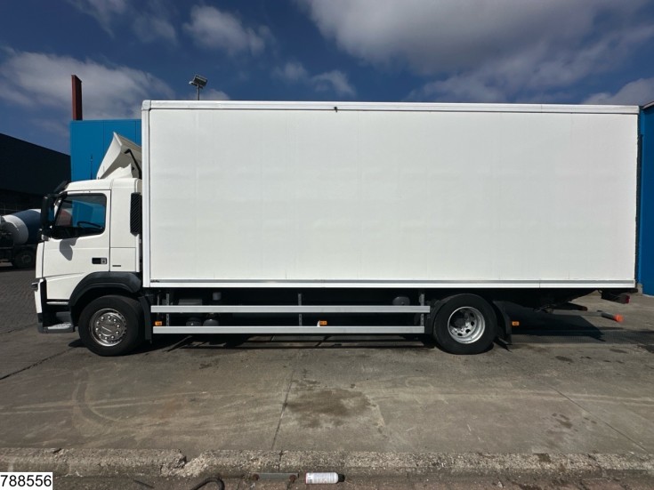 Volvo FM 330