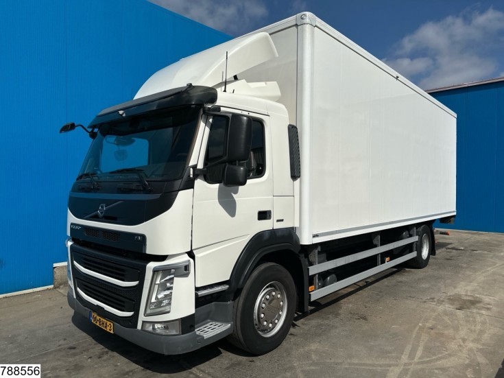 Volvo FM 330