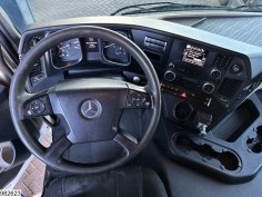 Mercedes Actros 1843
