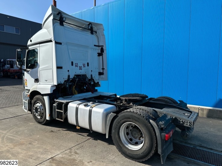 Mercedes Actros 1843