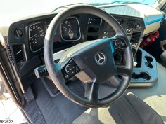 Mercedes Actros 1843