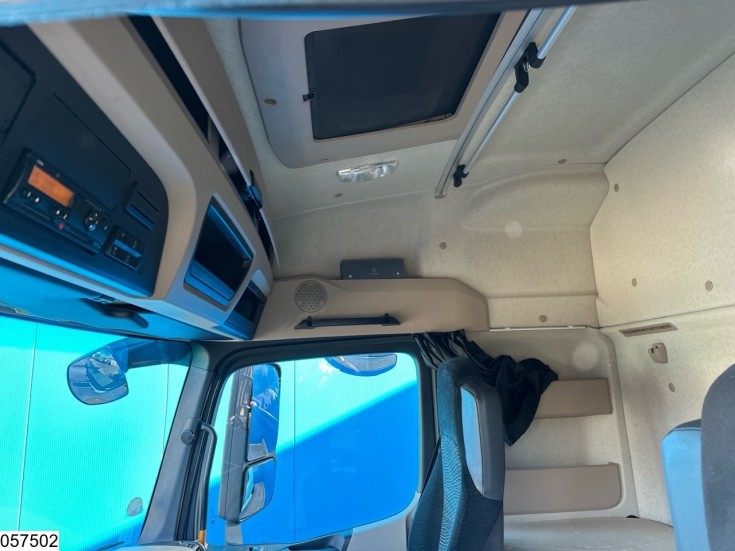 Mercedes Actros 1843