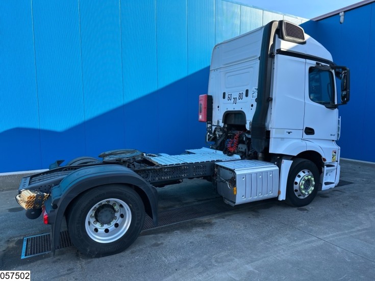 Mercedes Actros 1843