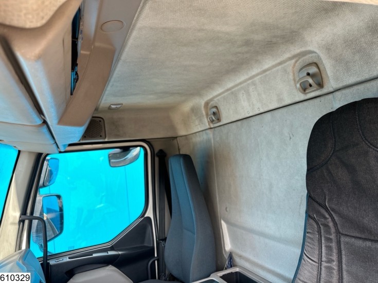 Volvo FL 240