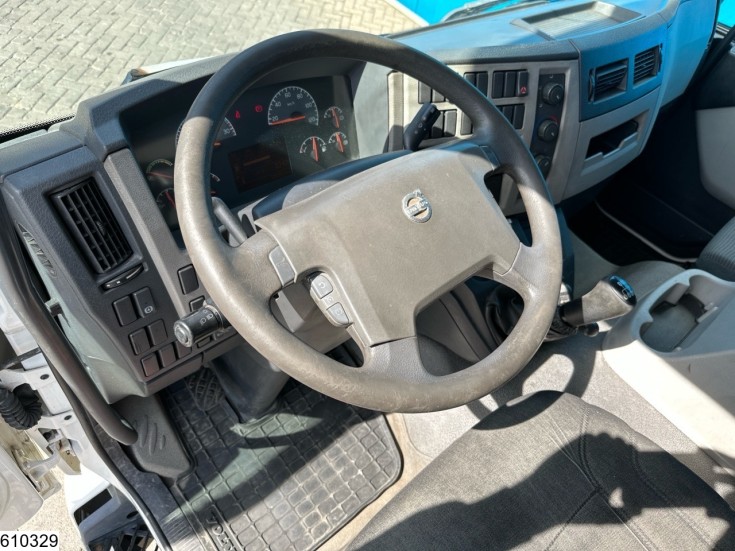 Volvo FL 240